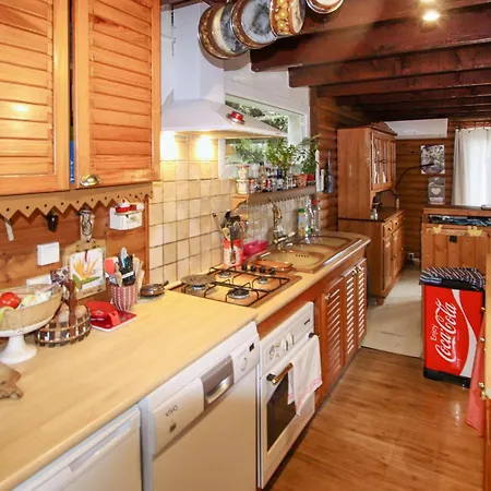 Tatil Evi Wood House Sainte-Croix-de-Caderle